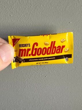Mini Brands Mr. Goodbar
